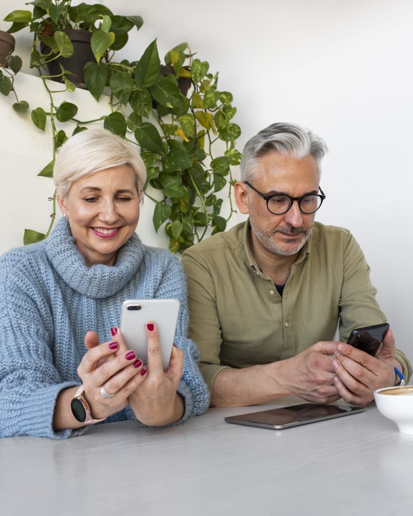 old-couple-learning-use-technology